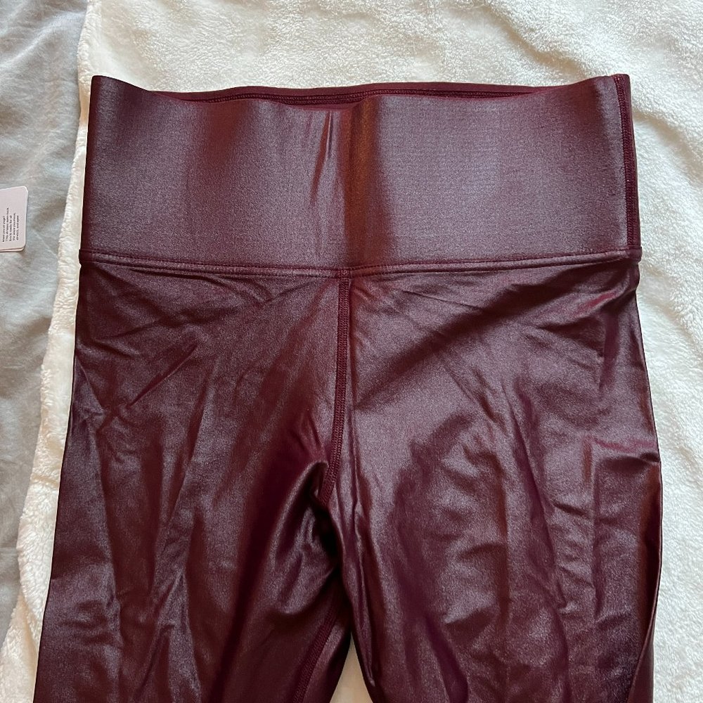 Carbon 38 High Rise Full-length Legging in Takara Shine - Burgandy, M